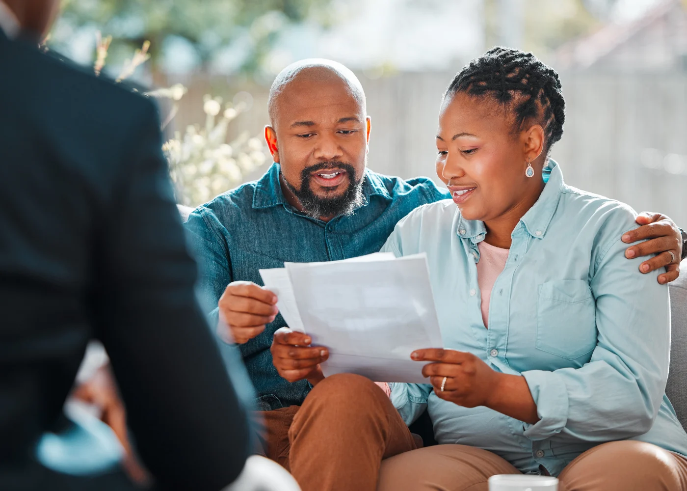 Skydime Insurance advisor discussing cover options with a client